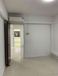 Cheng San Centre (D20), Shop House #556565451